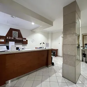 Hall *** Katania